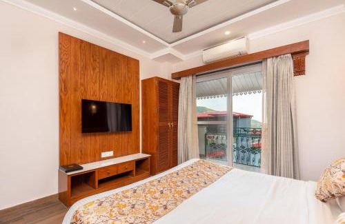 Bhagsu Nag Hotel | Quality Inn by Lawrence Hotels