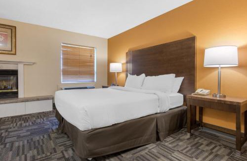 Orillia Hotel | Quality Inn & Conference Centre