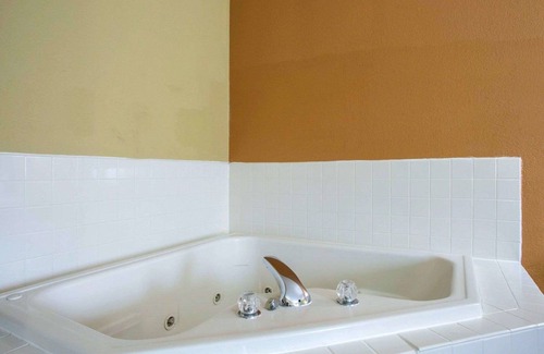 Merrillville Hotel | Quality Inn Merrillville