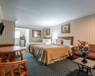 Southwest Anaheim Hotel | Quality Inn & Suites Anaheim Maingate