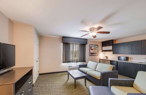 Ardmore Hotel | Quality Inn & Suites Ardmore