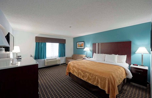Harrington Hotel | Quality Inn & Suites Harrington - Milford