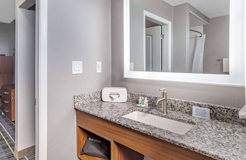 Livermore Hotel | Quality Inn & Suites Livermore Wine Country