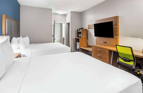 Livermore Hotel | Quality Inn & Suites Livermore Wine Country