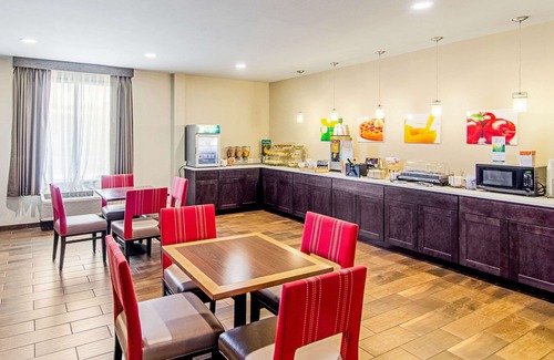 Gonzales Hotel | Quality Inn & Suites Near Tanger Outlet Mall