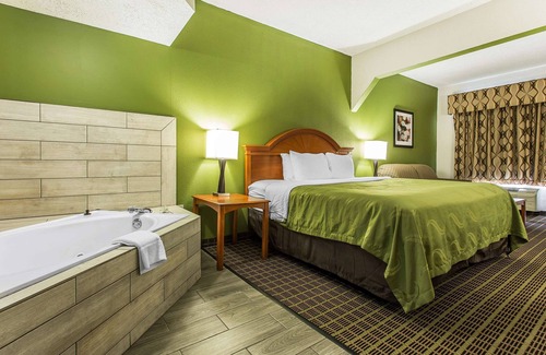 Orangeburg Hotel | Quality Inn & Suites