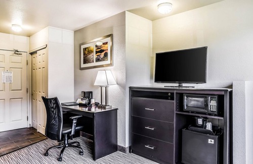 West Central Westminster Hotel | Quality Inn & Suites Westminster - Broomfield