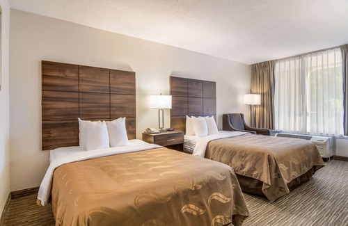 Suwanee Hotel | Quality Inn Suwanee I-85