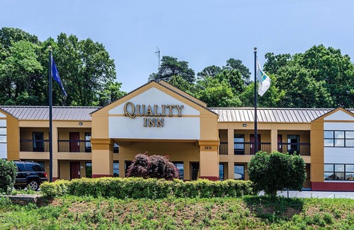 Roanoke Hotel | Quality Inn Tanglewood