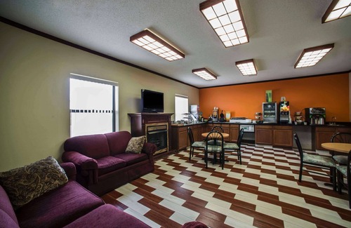 Harrisburg Hotel | Quality Inn