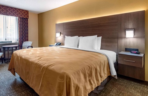 South Sanford Hotel | Quality Inn