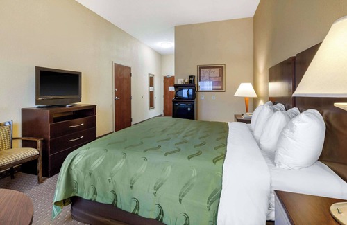 Smyrna Hotel | Quality Inn