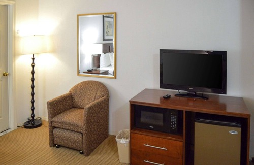 Mariposa Hotel | Quality Inn Yosemite Valley Gateway