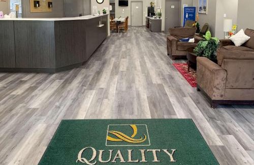 Jersey Village Hotel | Quality Suites Houston NW Cy-Fair