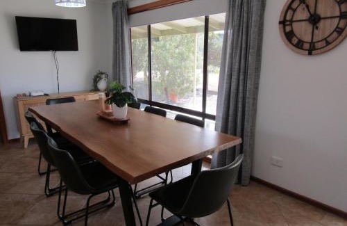 Moorowie House | Quandong Beach Shack