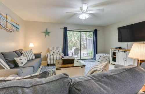 Folly Field House | quarter Mi to Ocean Beach Pebble Townhome with Patio