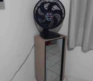 Maringa House | Quarto com banheiro casa da Mari