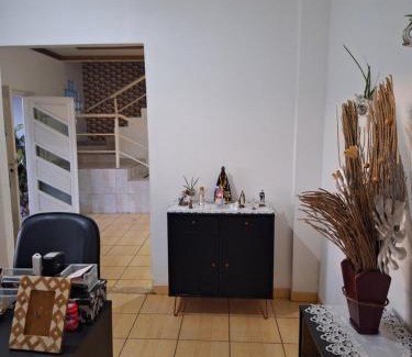 Alvorada House | Quarto triplo com banheiro em Pousada e Restaurante
