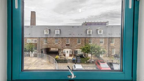 Dundee Apartment | Quayside 2-Bed Apartment in Dundee