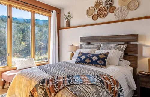 Herriman House | Queen Bed,Rooftop w Mountain View