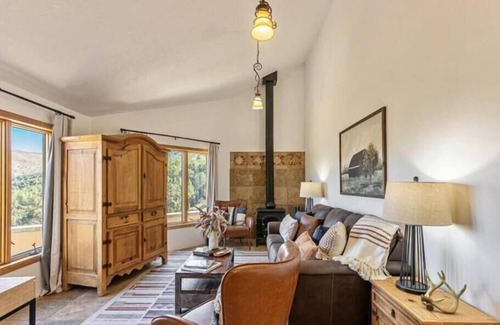 Herriman House | Queen Bed,Rooftop w Mountain View