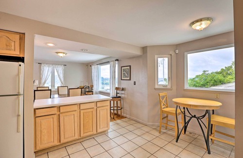 East Walnut HIlls House | Queen City Home w/Ohio River View - 3 Mi to Dtwn!