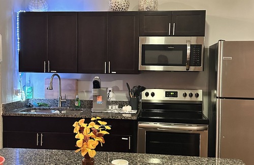 Detroit Apartment | Queen G Investments 1 Bedroom Apts by RedAwning