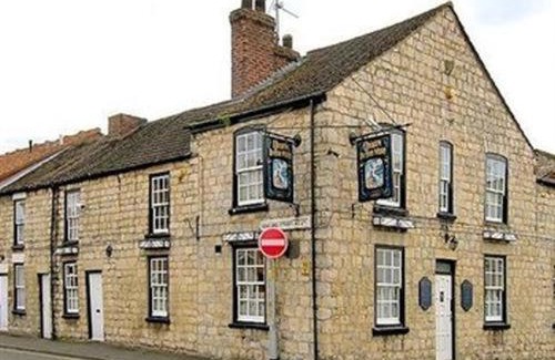 Lincoln Hotel | Queen in the West