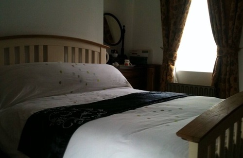 Lincoln Hotel | Queen In The West