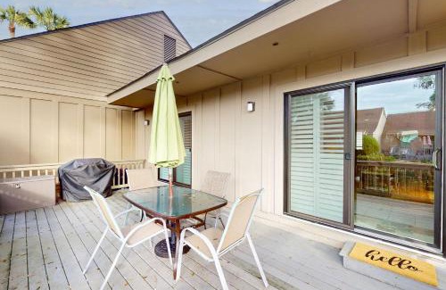 Palmetto Dunes Apartment | Queens Grant 662