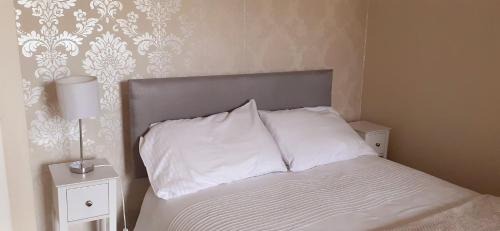 Porthmadog House | Queens Rooms