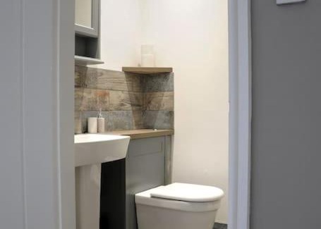 Beverley House | Queensgate Holiday Cottage Beverley with Parking