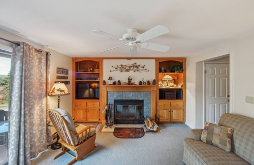 North Creek House | Quick Silver 9d - Comfy Townhome For All Seasons 3 Bedroom Townhouse by The Summit at Gore Mountain