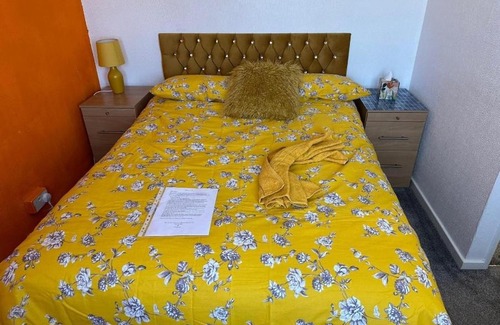 Crawley Bed & Breakfast | Quick Stop Night Stay - Gatwick