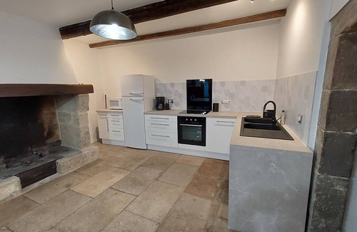 Arboras House | Quiet 3-star gite for 6 to 8 people with view, 5min from St Guilhem le désert