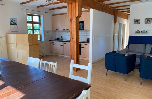 Wisch Apartment | Quiet 80 m² vacation apartment near the beach