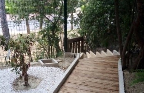 Boujan-sur-Libron Apartment | quiet apartment for holidays in the sun