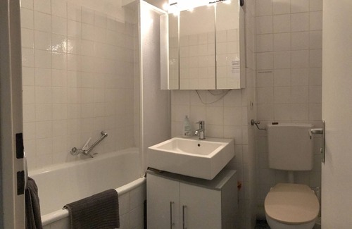 Neuschwabing Apartment | Quiet apartment in lively Schwabing