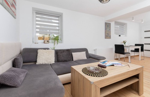 Gdynia Apartment | Quiet Apartment in Gdynia by Renters
