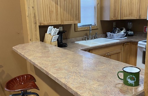 Bee Branch House | Quiet cabin in the woods with hiking trails, fishing ponds, paddle boats, canoes