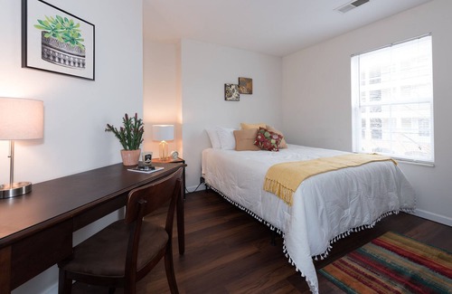 Fairborn House | Quiet & Comfortable Getaway Near the Airforce Base.