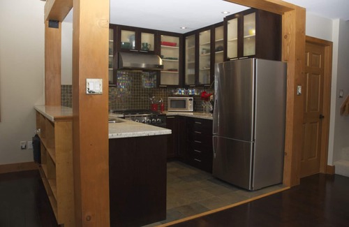 Blueberry Hill House | Quiet, comfortable, spacious Whistler retreat