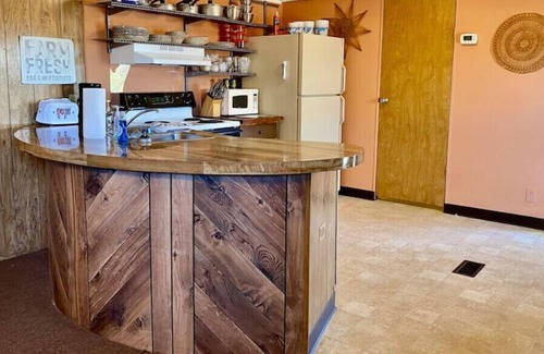 Kinards House | Quiet country living, mobile home down dirt lane