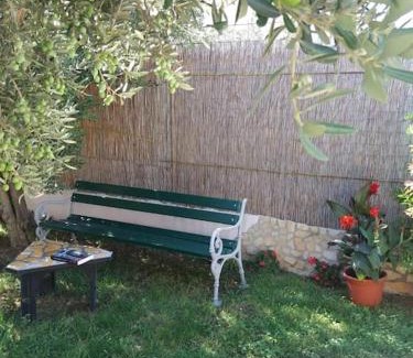 Kastel Sucurac Apartment | Quiet cozy apartment with pool