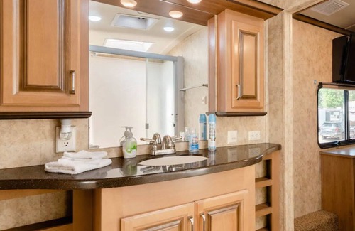 Brighton House | Quiet cozy Spot north of Denver 420/pet friendly