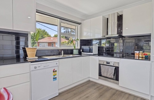 Merrylands House | Quiet Elevated Serene Home