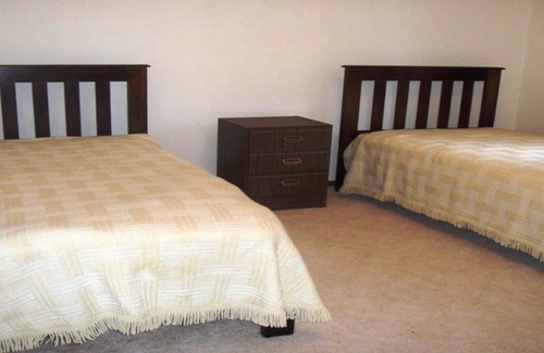 Hawks Nest House | Quiet Family Holiday....