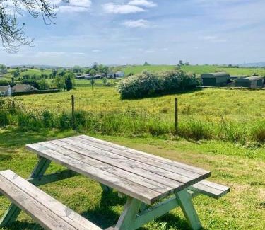 Enniskillen House | Quiet Farm Cottage Enniskillen Fermanagh