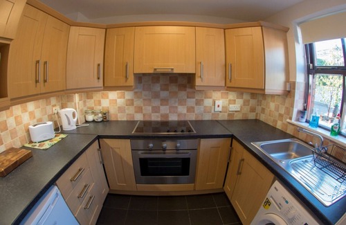 The Liberties House | Quiet gated City Townhouse, with walking distance to all attractions.