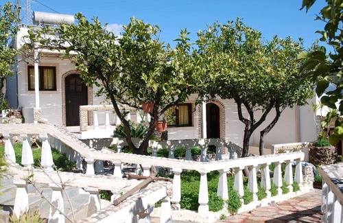 Ammoudara Villa | Quiet Place With Efflorescent Garden
